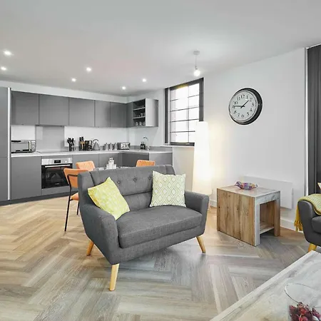 Host & - Lockside House